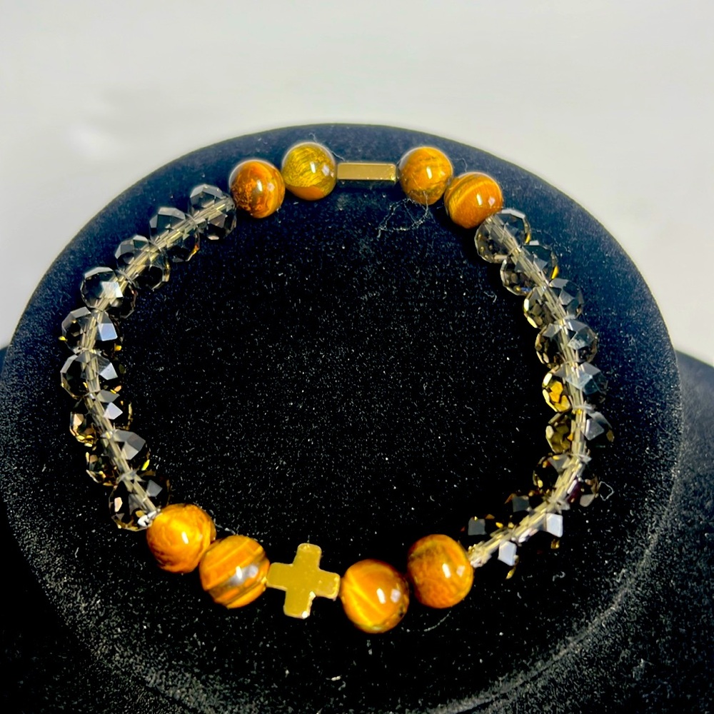 Tiger eye stretch bracelet.